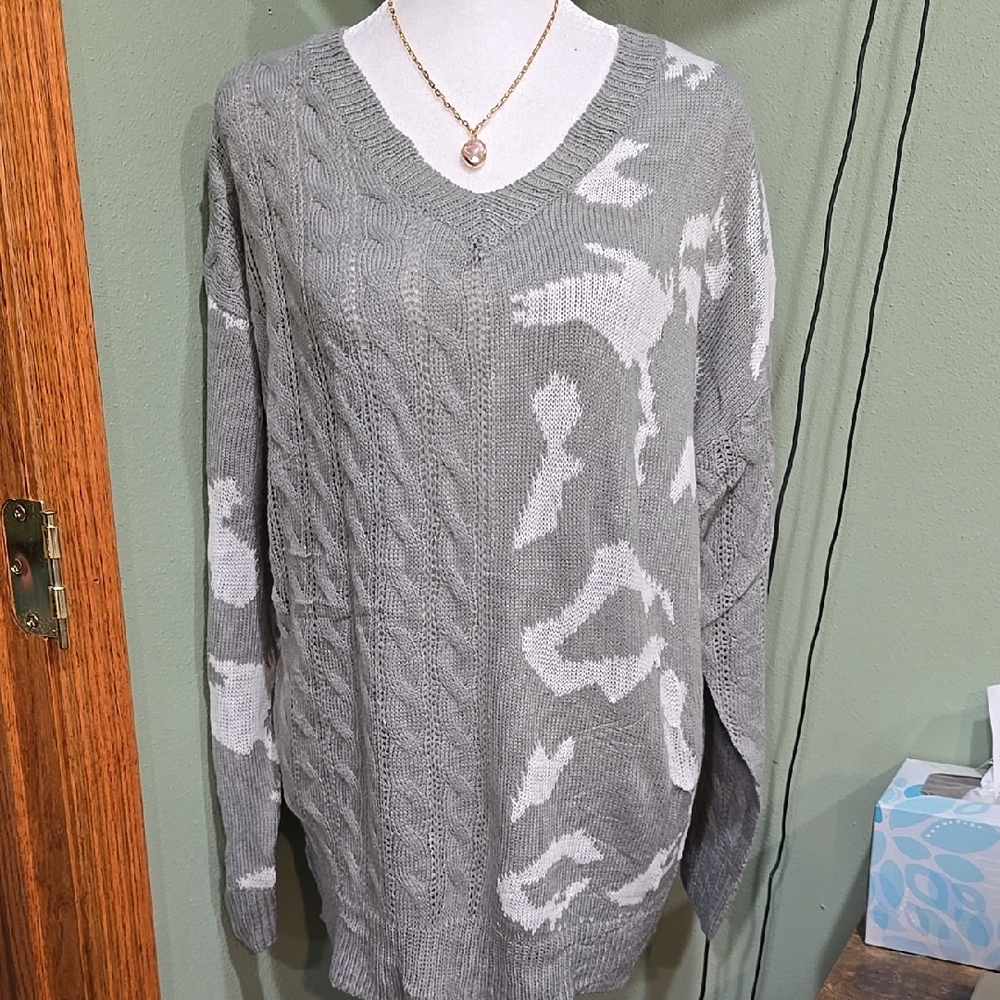 Gray and White V-Neck Cable Knit Sweater